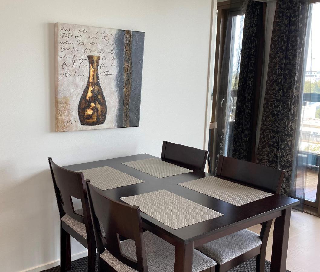 Ainoa Shopping Center Apartments - Tapiola เอสโป ภายนอก รูปภาพ